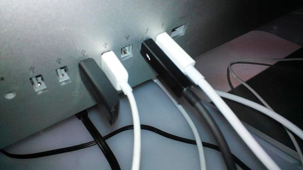 sumitomo_thunderbolt_cable_3