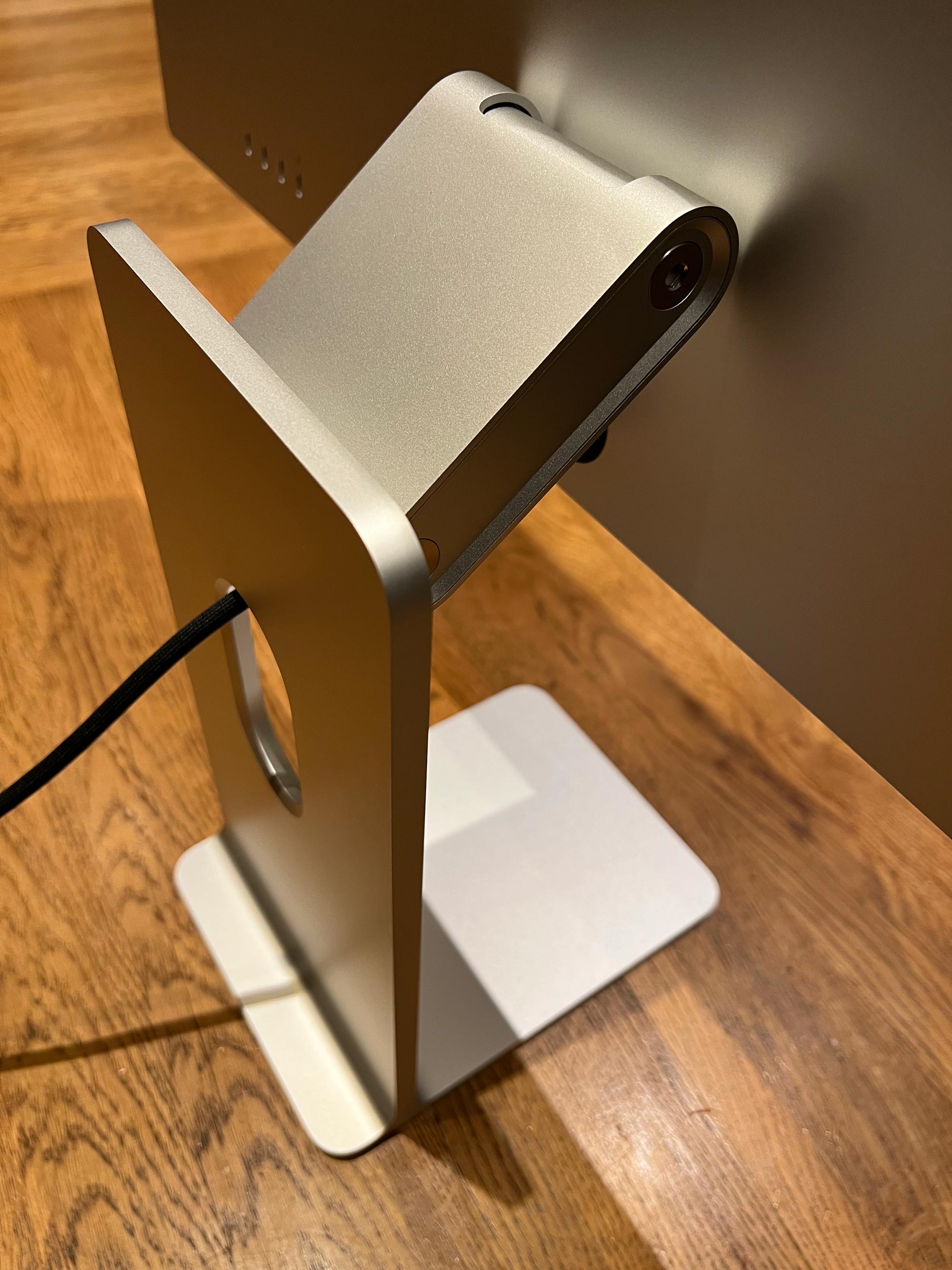 mac studio display18